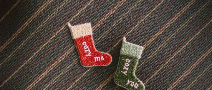 aron! & Hohnen Ford - cozy you (christmas) (Lyric video)