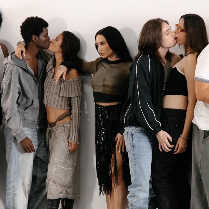 Pressebild “Kiss” (2025)