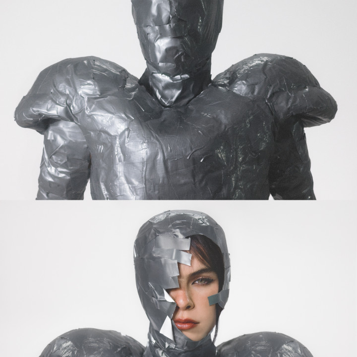 Pressefoto “Ur an Angel I’m Just Particles” (2025)