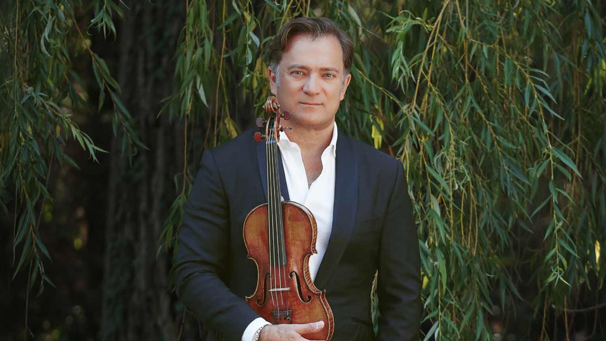 The Holy Grail of the Violin Repertoire –  Renaud Capuçon Presents Bach’s Sonatas & Partitas 