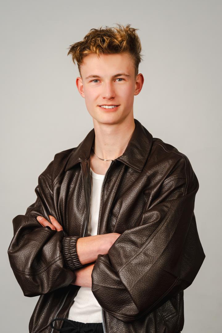 DJ Herzbeat_final_Shooting_HelloBipo-1.jpg