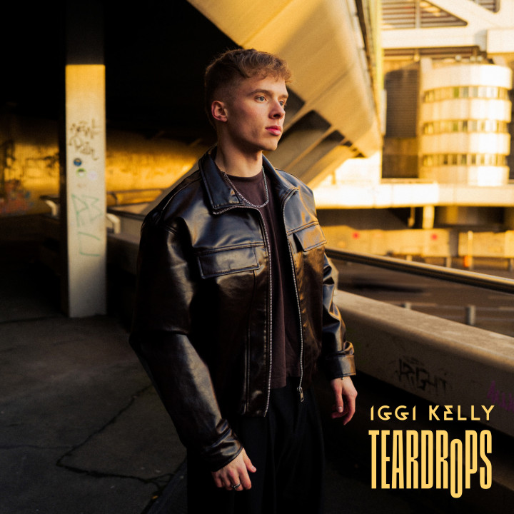 266_ELE_Iggi_Kelly_Teardrops.jpg
