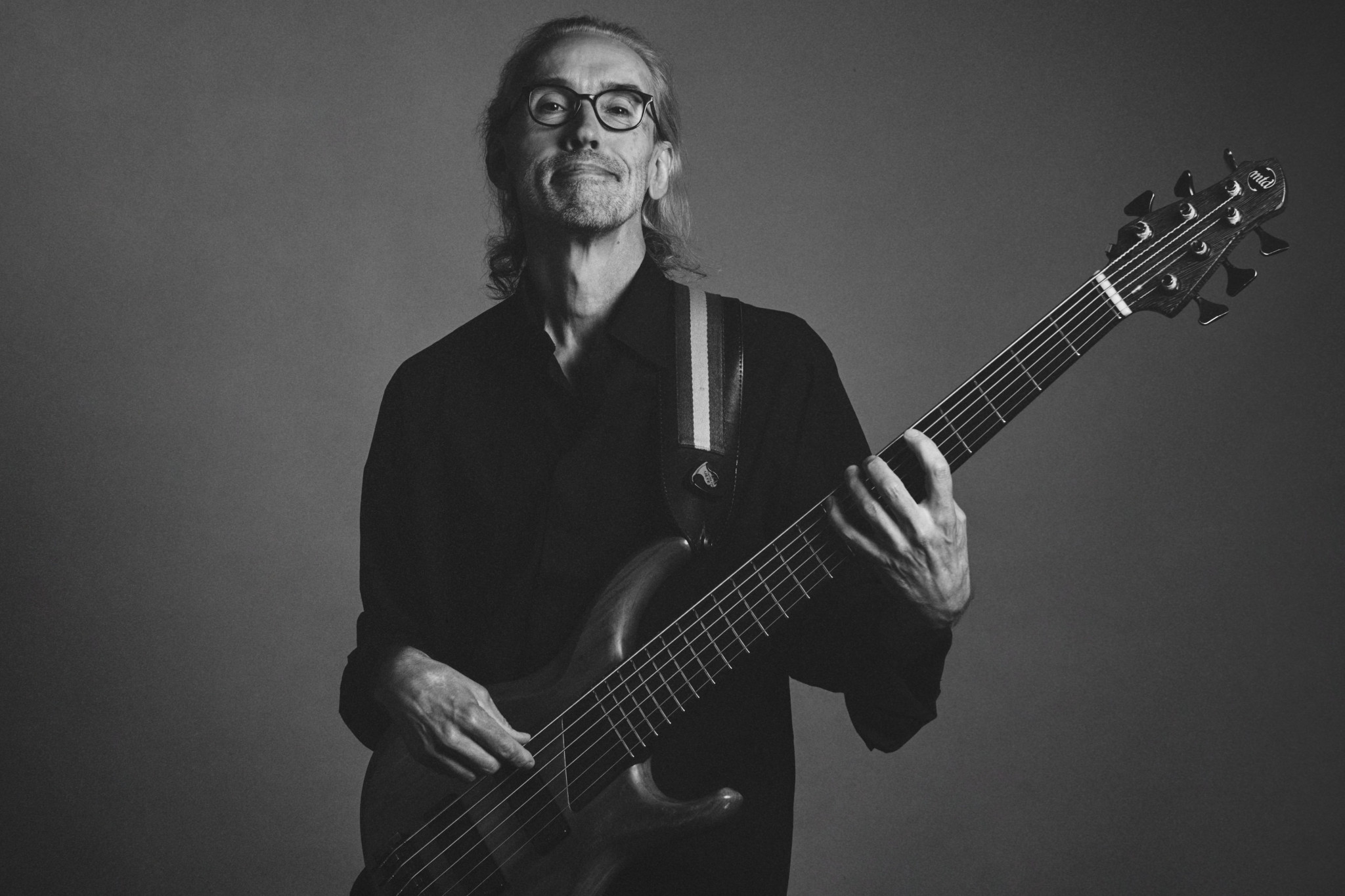 Eine Reise zum Herzen der Bassgitarre Eine Reise zum Herzen der Bassgitarre