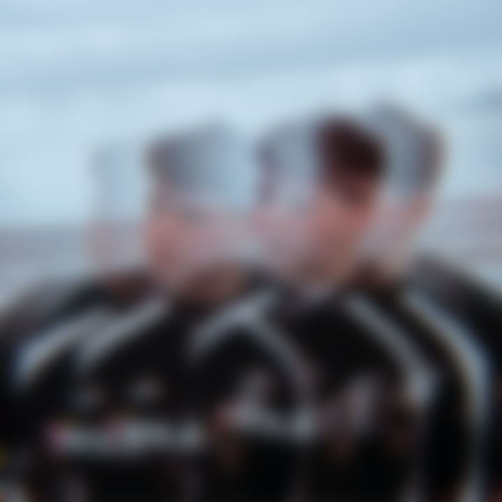 Roe Byrne - An Ocean Away - Cover.png