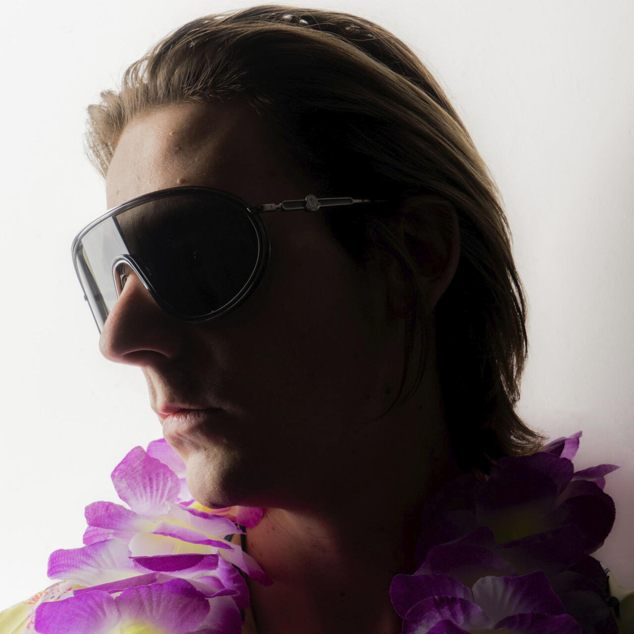 nicky-du-soleil