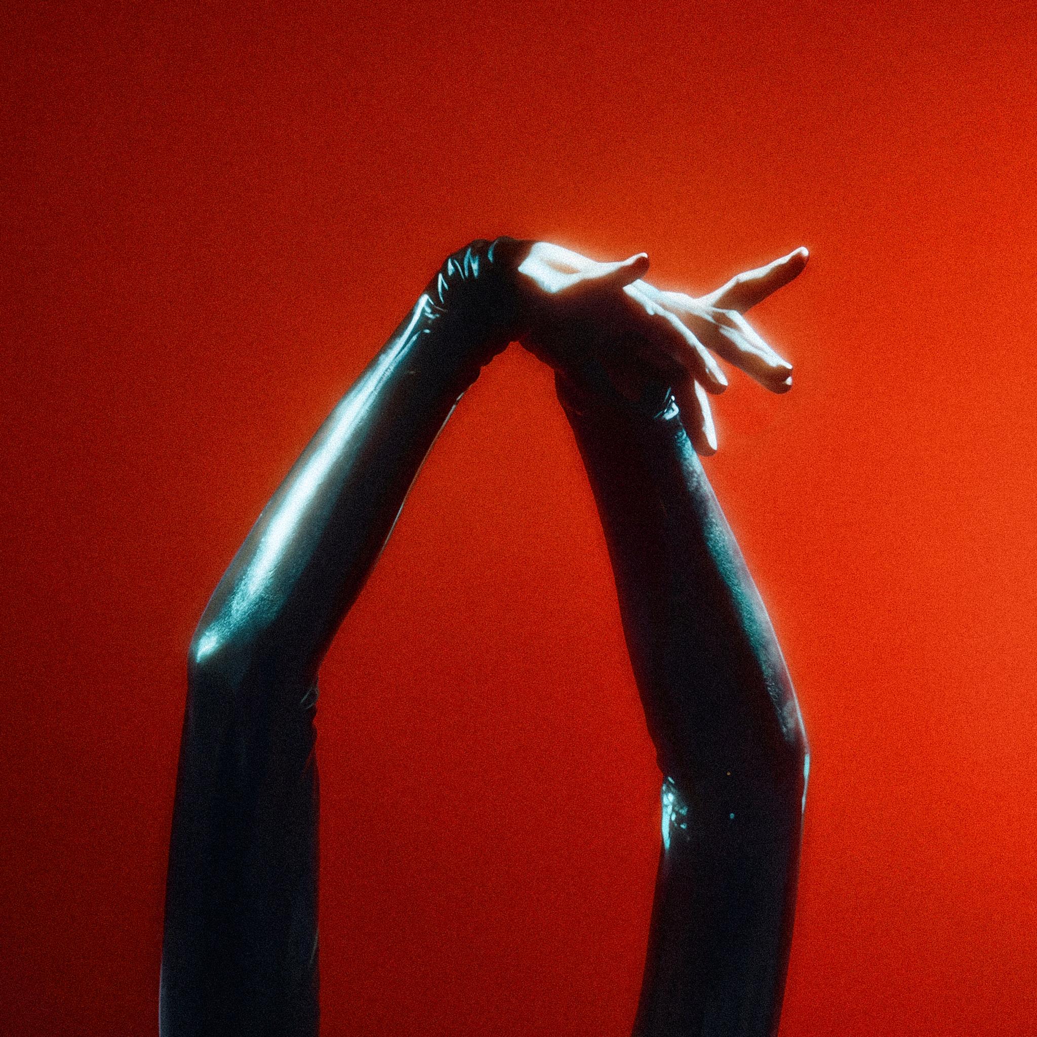 Floating Points: Falling to Earth