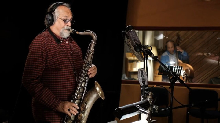 First Song  (Paramount Quartet: Joe Lovano / Julian Lage / Asante Santi Debriano /Will Calhoun)