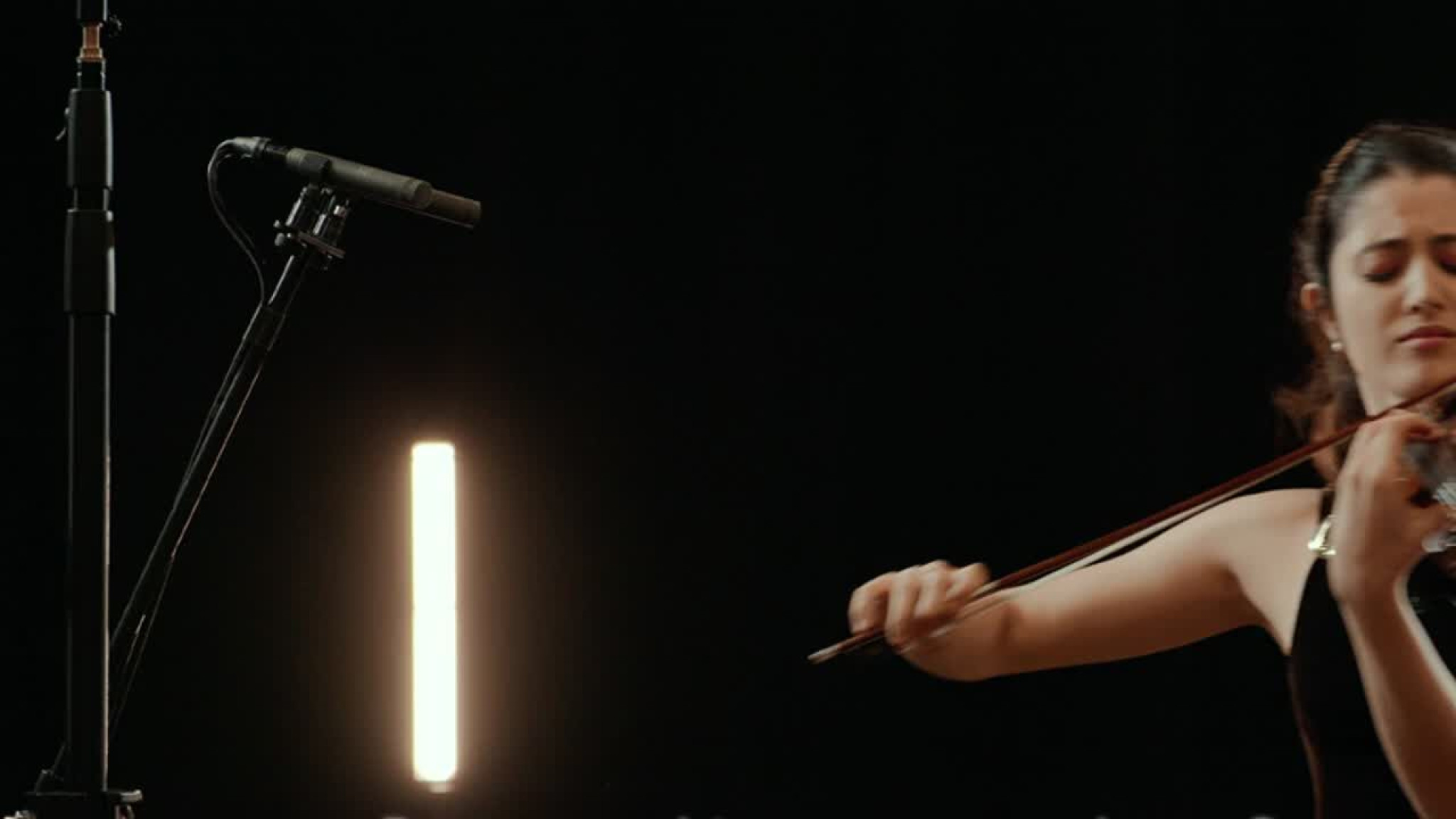 Recording on the Stradivarius "Heifetz, Piel" of 1731 (Trailer)