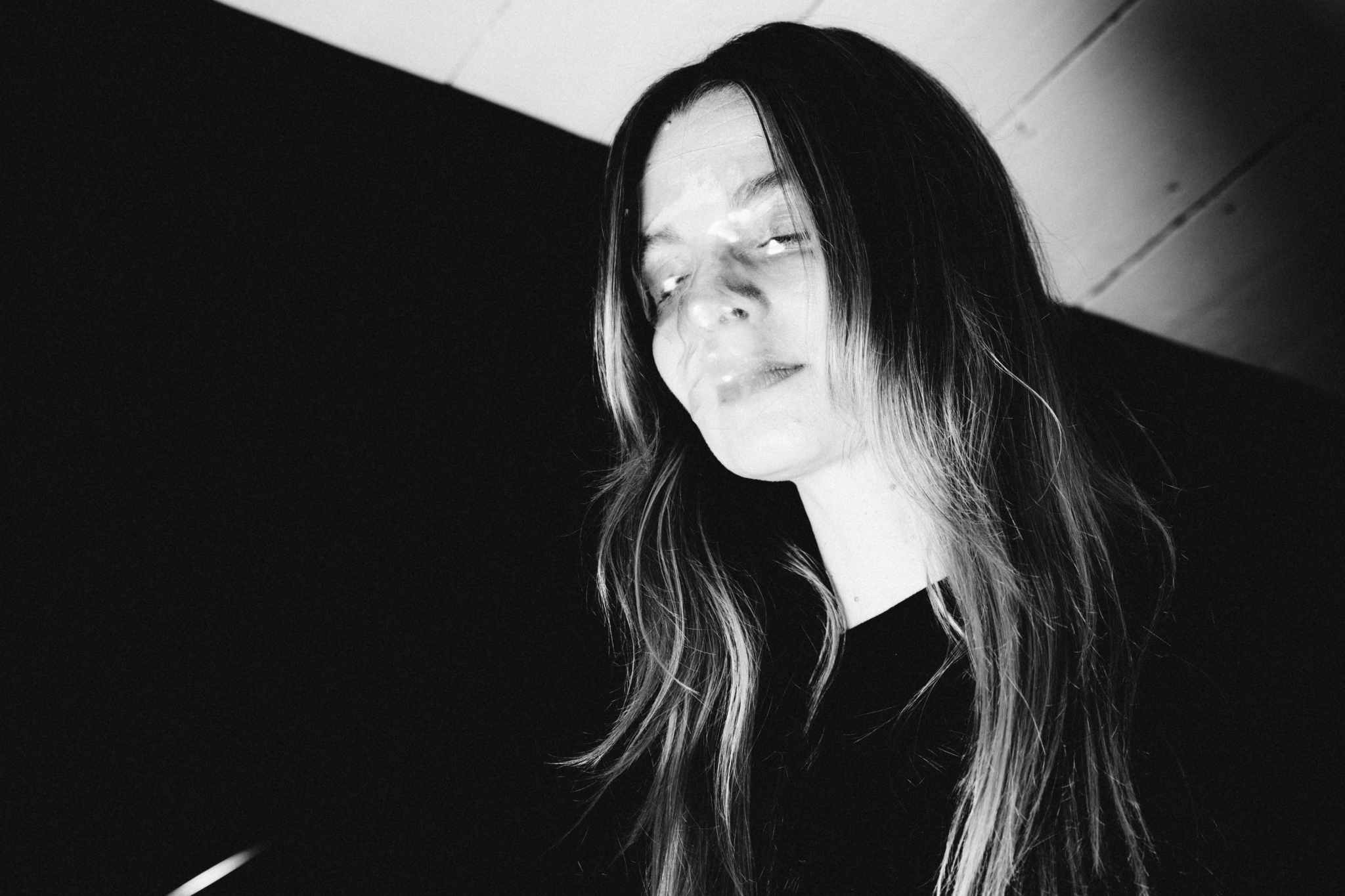 Hildur Guðnadóttir _Floods_ HEADER 3000X1688.png