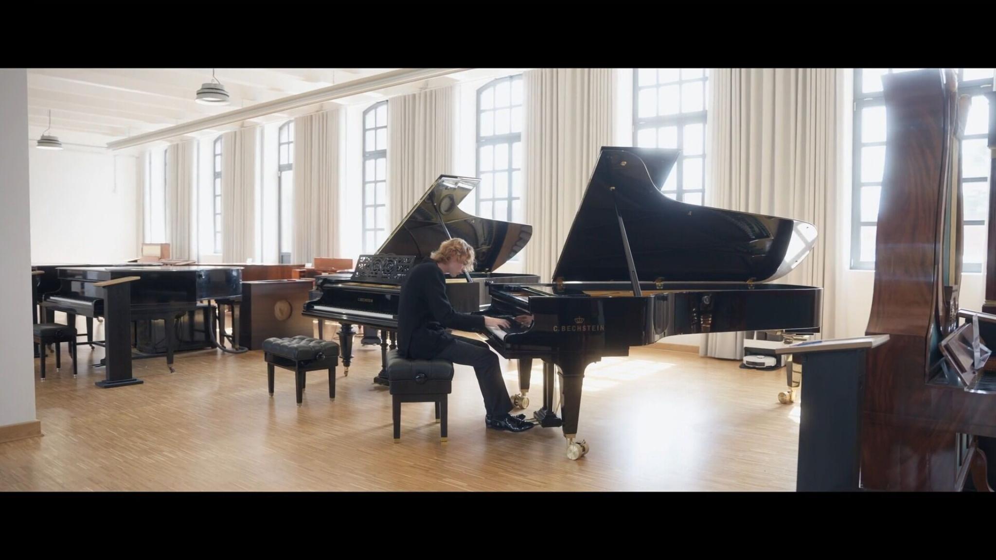 Czerny: Die Kunst der Fingerfertigkeit, Op. 740: No. 19 in B Flat Major (Arr. Eichhorn)