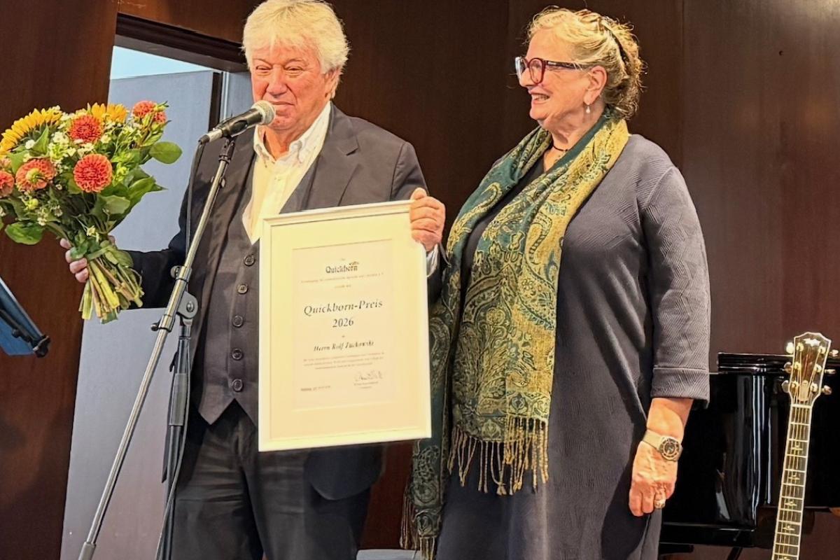 Rolf Zuckowski mit dem Quickborn-Preis ausgezeichnet