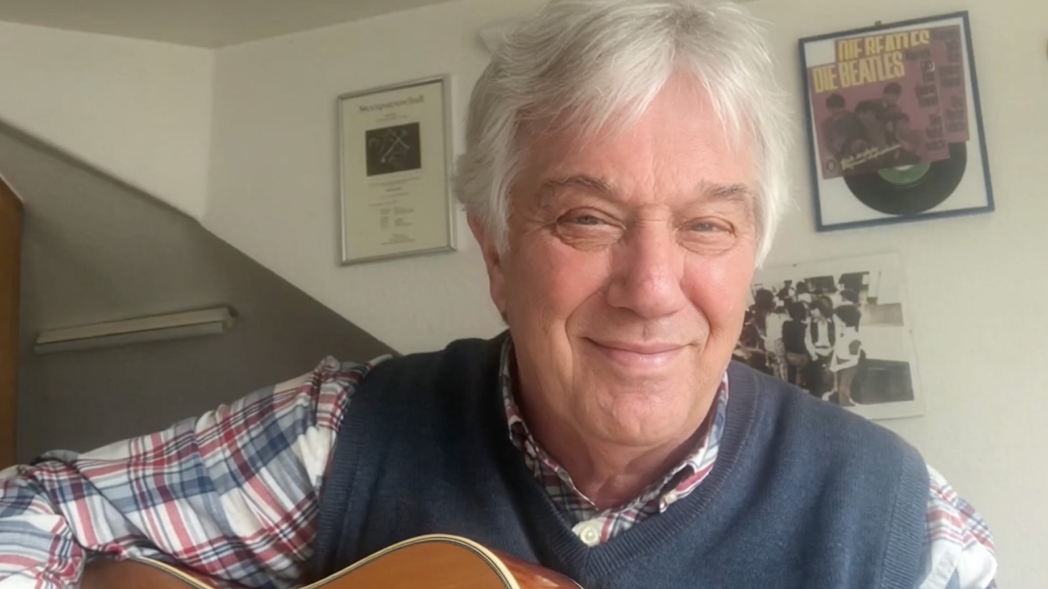 Rolf singt "Bunt sind schon die Wälder"