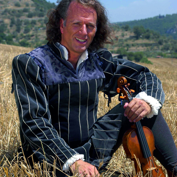 andrerieu_nocredit_170903_5.jpg