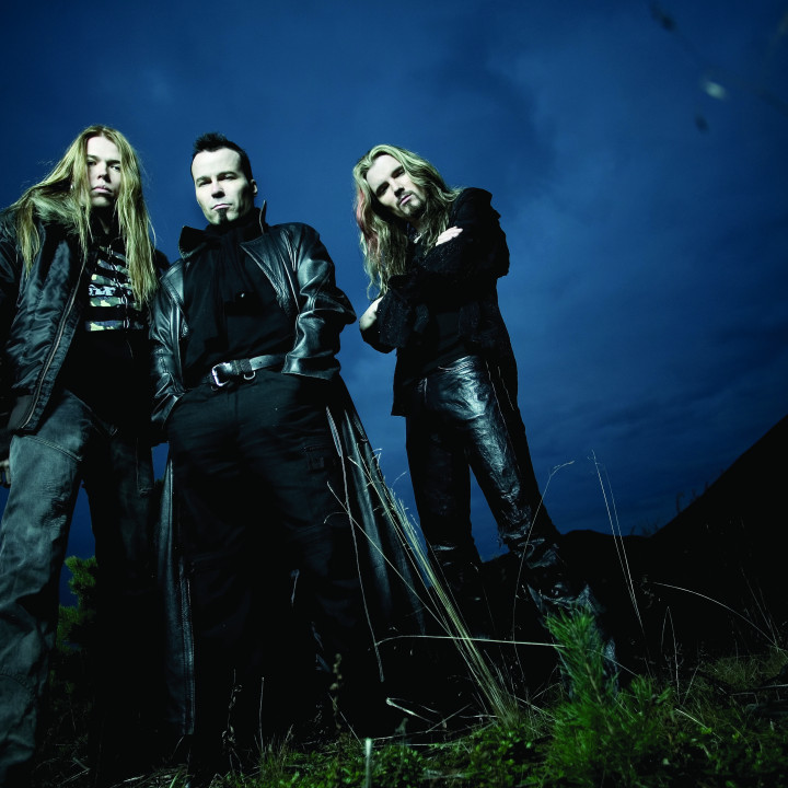 apocalyptica_bittersweet_foto4_300cmyk.jpg