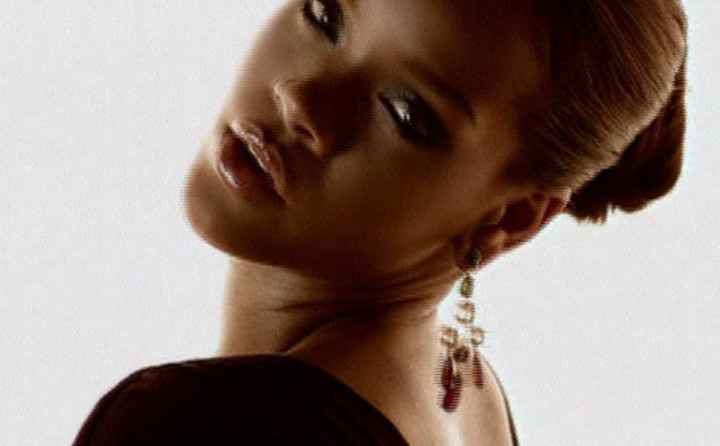 Rihanna | Video | We Ride